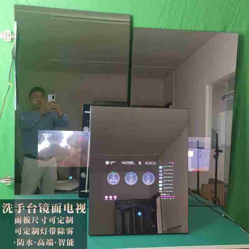 当增加背着一大袋邮件前往收货点(央广网记者 张海东 摄)